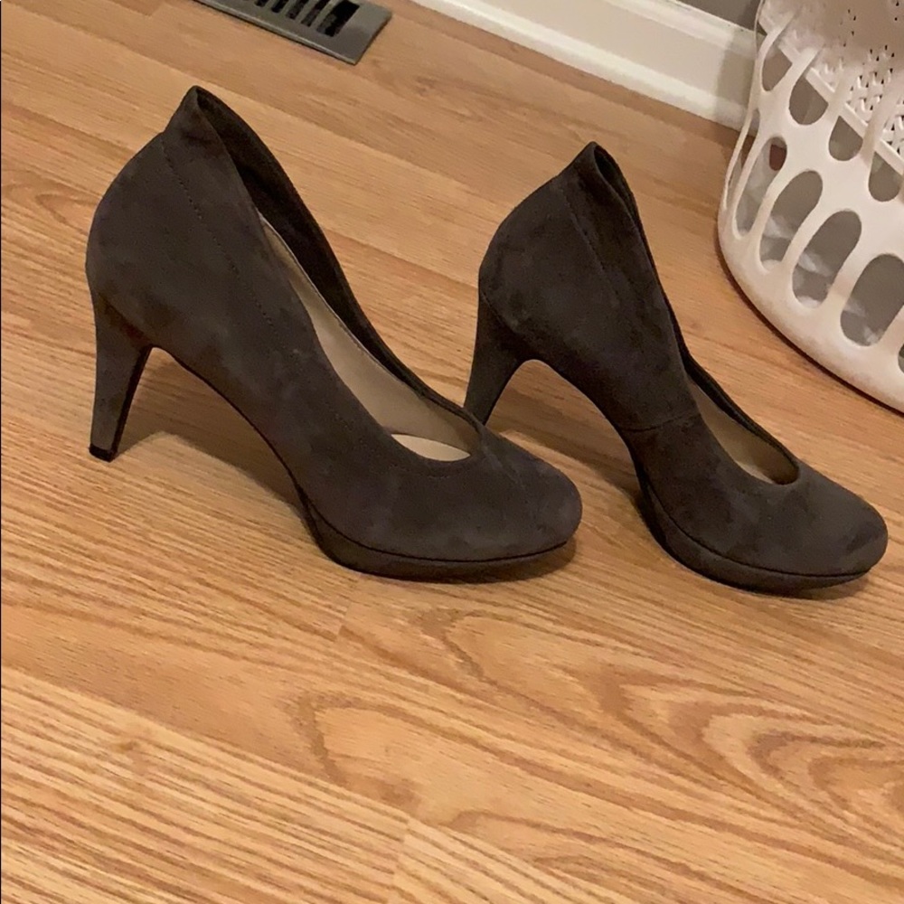 Gray Heels